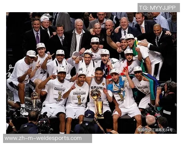 马刺与勇士的对决揭示了NBA季后赛的激烈竞争与球队战术的深度较量 马刺与勇士的对决揭示了NBA季后赛的激烈竞争与球队战术的深度较量